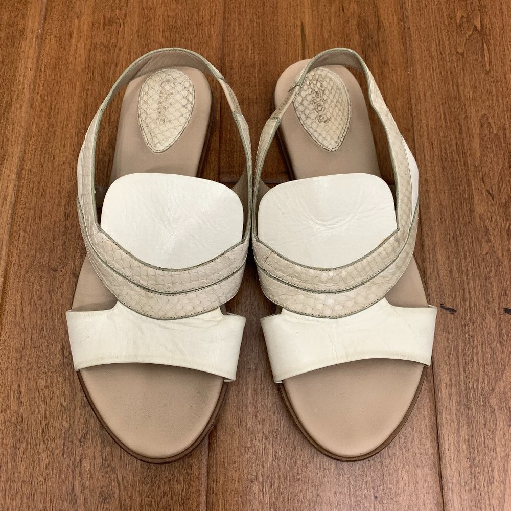 Chloe Womens Size 37.5 Cream and White Leather Sandals Sling Back Flats